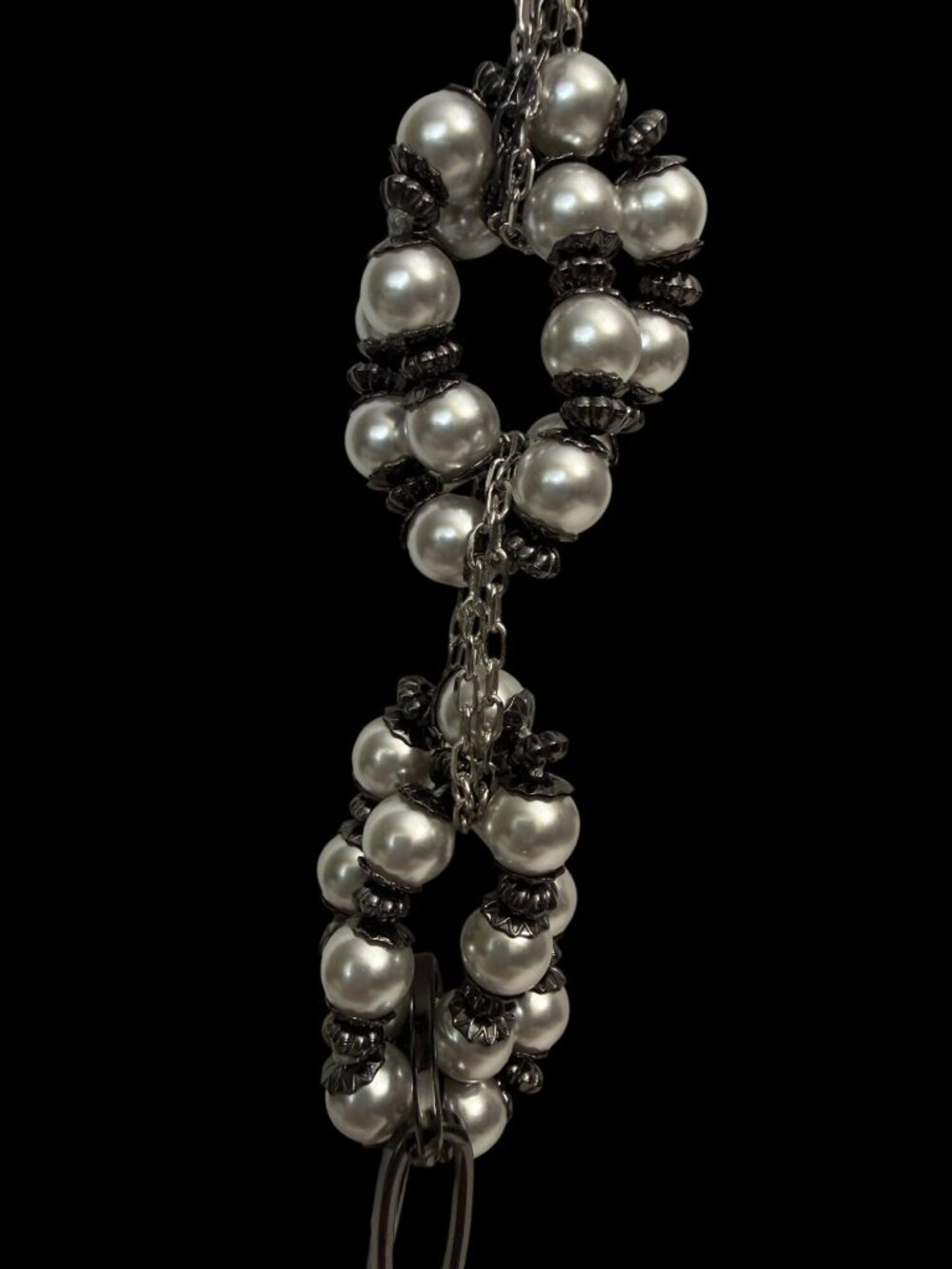Talbots Asymmetrical Beaded Statement Necklace Chain-Link Faux Pearl Accents 28" - Picture 5 of 8